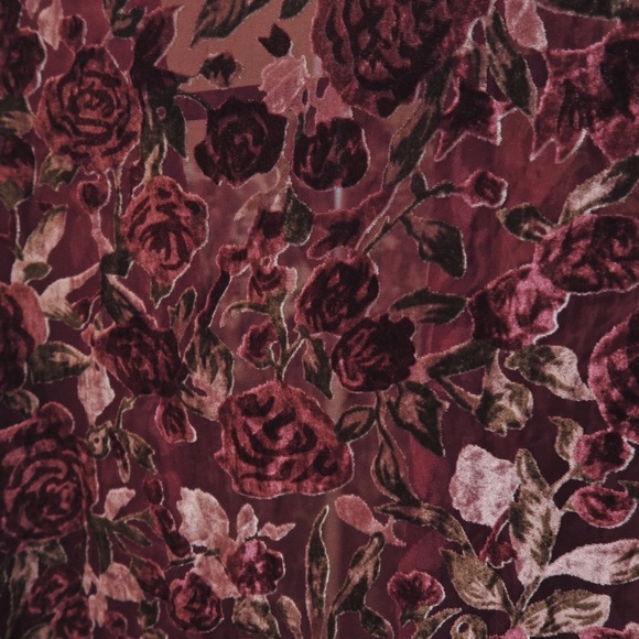 Semi-Sheer Maroon Floral Kimono. - Picture 3 of 3